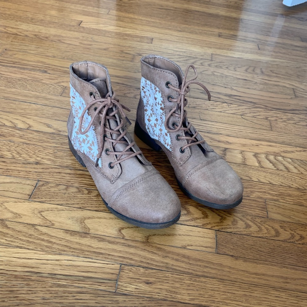 BRASH Brown Boots with Sunflowers